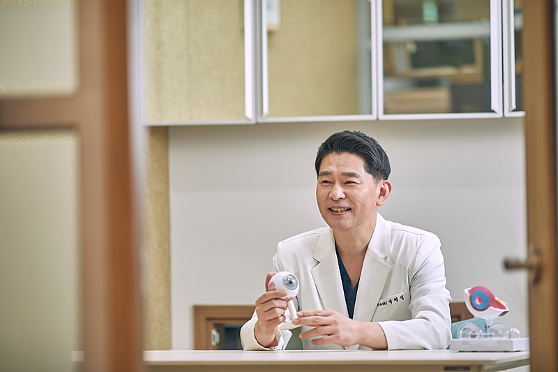 강남서울밝은안과